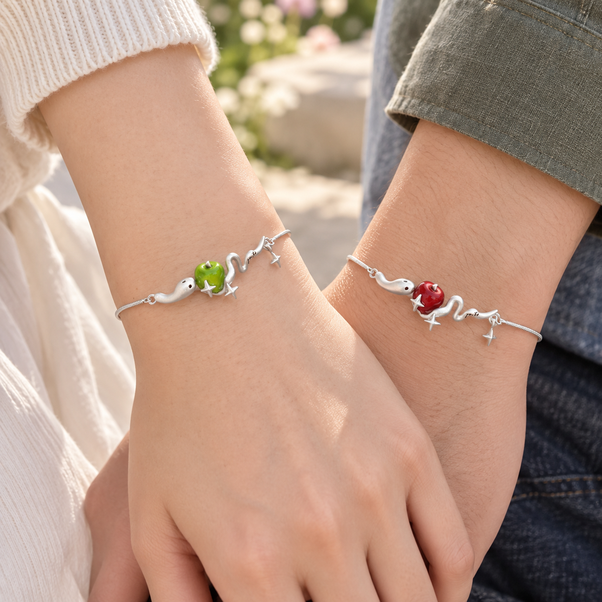 Apple Serpent Couple Bracelet lifestyle photo 1