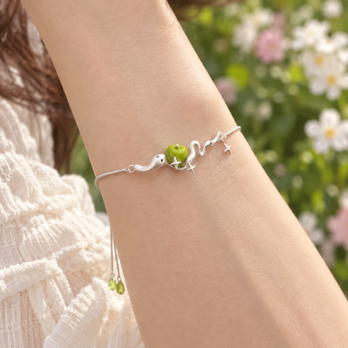 Apple Serpent Couple Bracelet lifestyle photo 2