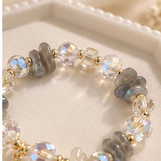 Five-Point Star Crystal Bracelet lifestyle photo 6