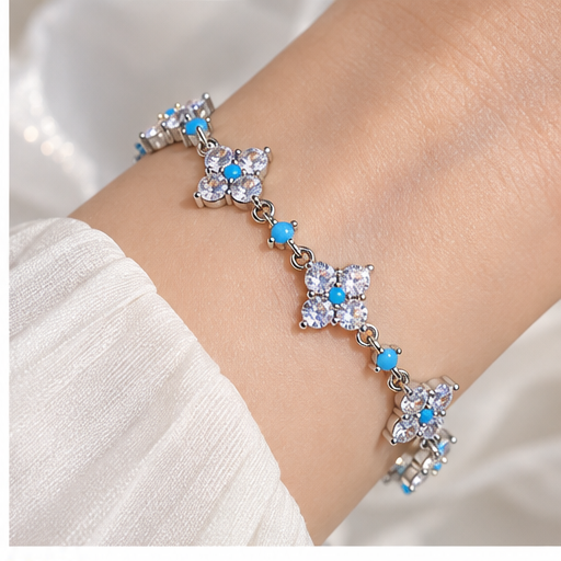 Vintage Sparkle Clover Bracelet lifestyle photo 2